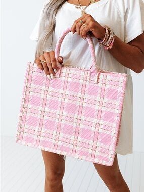 London Estate Tweed
Tote In Pink